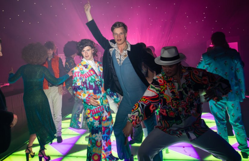 The 80's night fever