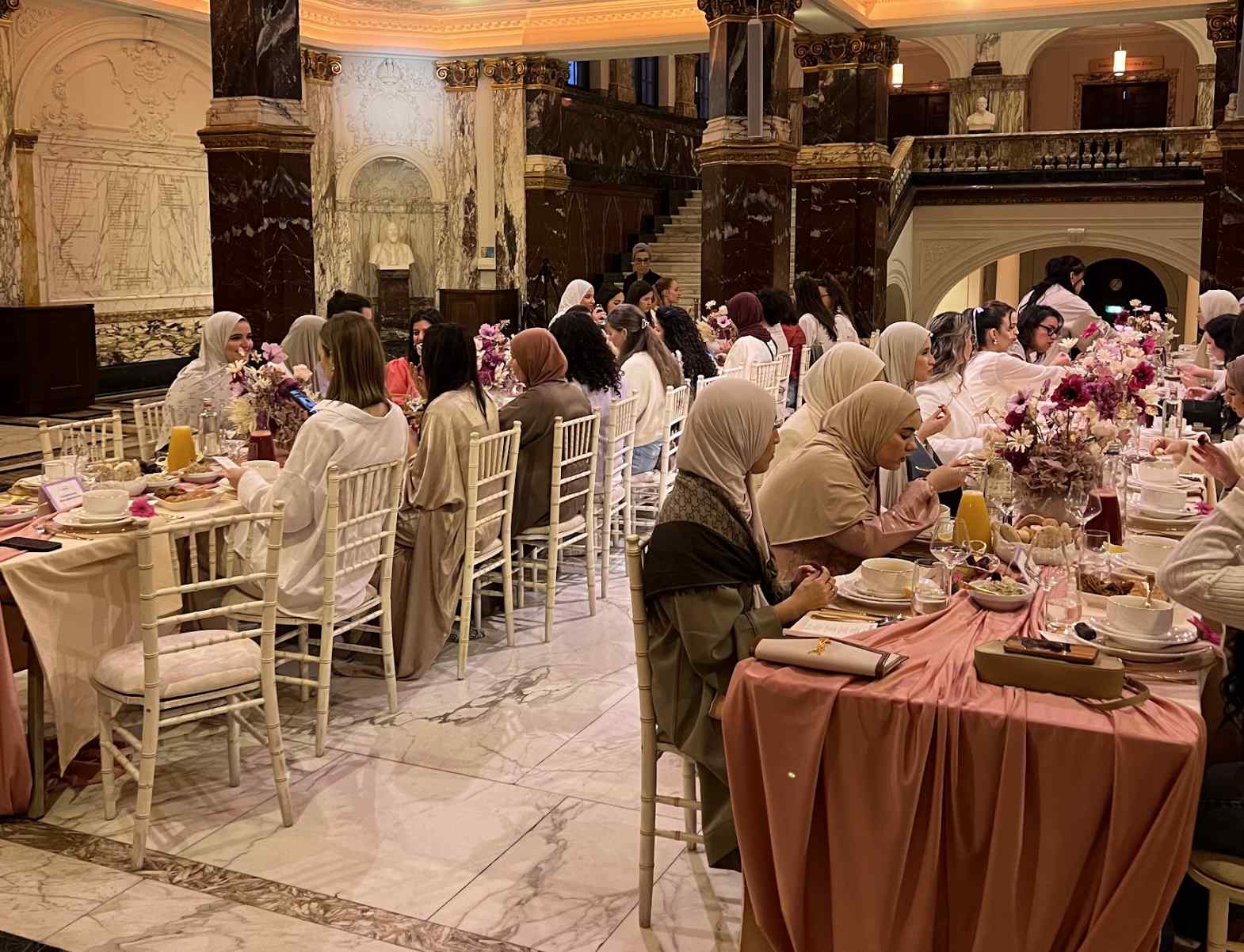 Diversiteit Ramadan Iftar bedrijfsfeest