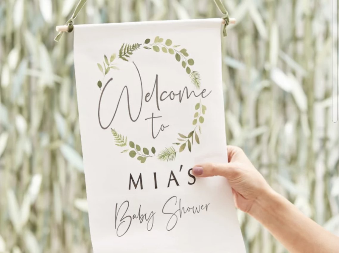 Royal mint babyshower