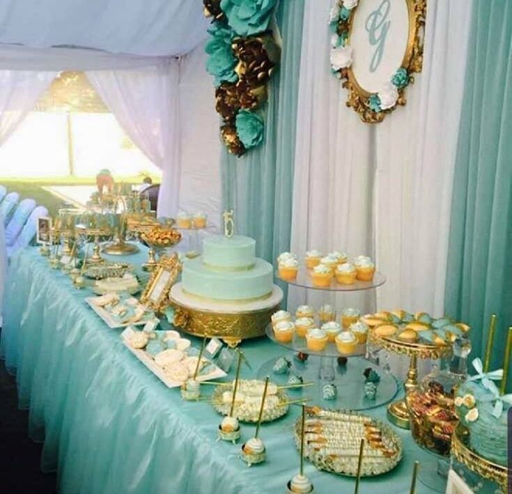 Royal mint babyshower