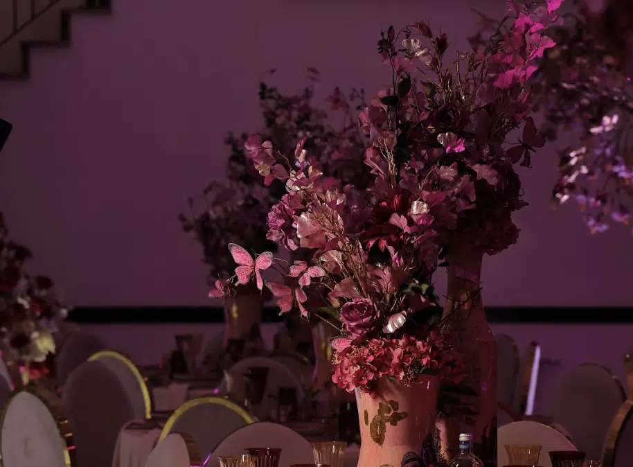 Een sprookjesachtig Bridgerton geboortefeest - Lojain's koninklijk geboortefeest