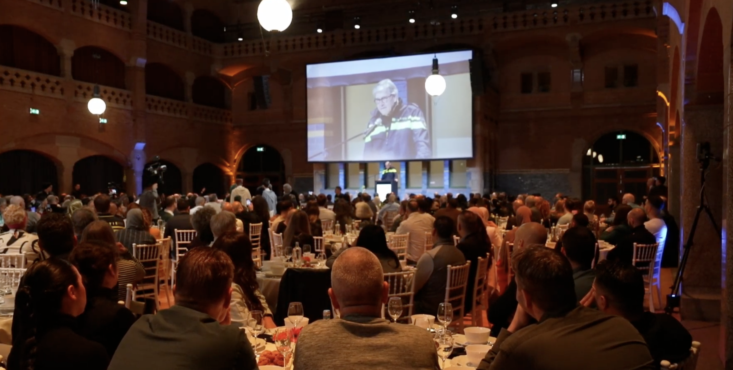 Politie Iftar eenheid Amsterdam